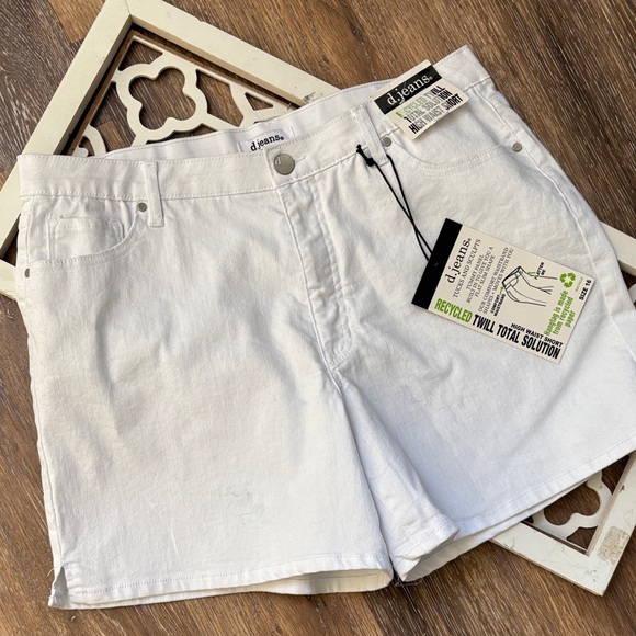 d. jeans Pants - d. jeans Women's Jean Shorts 16 (new) last pair!